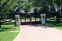 Custom Gates in Dallas, Texas
